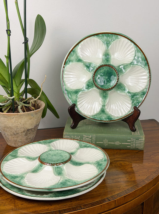 Vintage Chantilly Majolica Oyster Plate