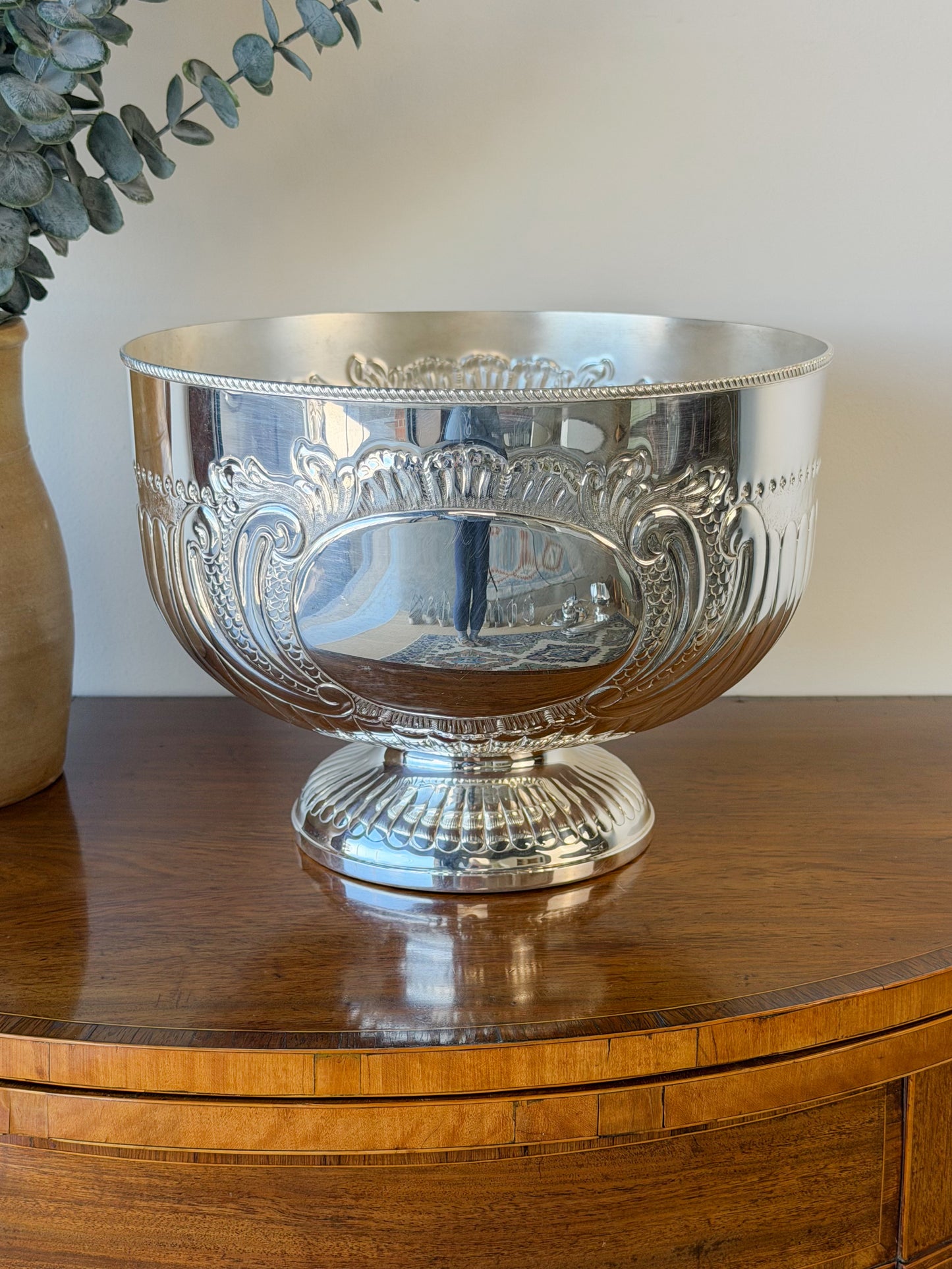 Vintage William & Mary Reproduction Punch Bowl
