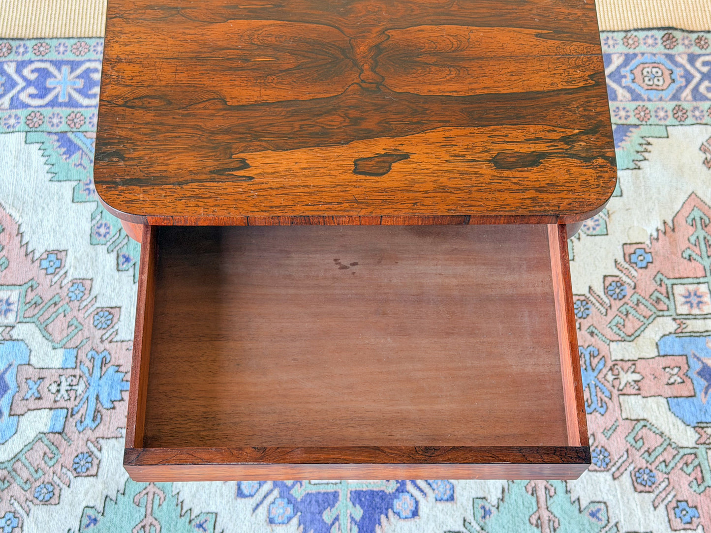 Georgian Mahogany Clawfoot Pedestal Side Table