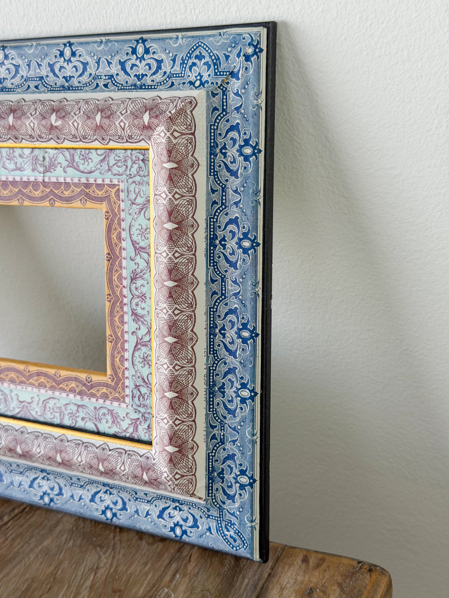 French Découpage Frame | Golden Interior Border