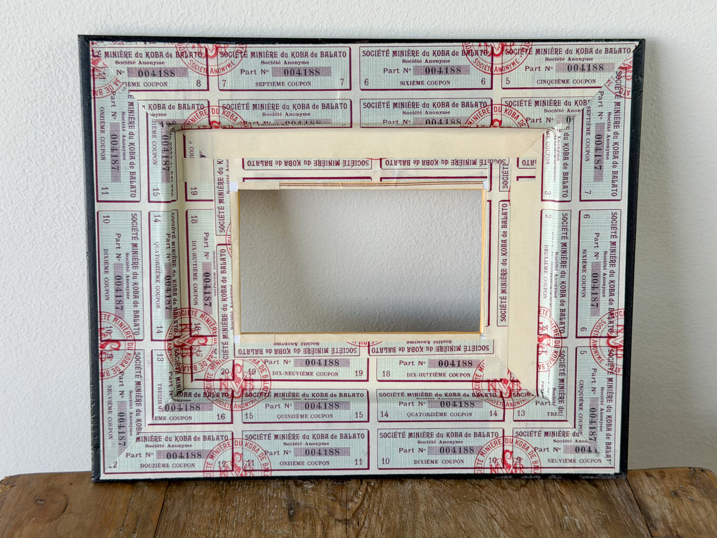 French Découpage Frame | Golden Interior Border