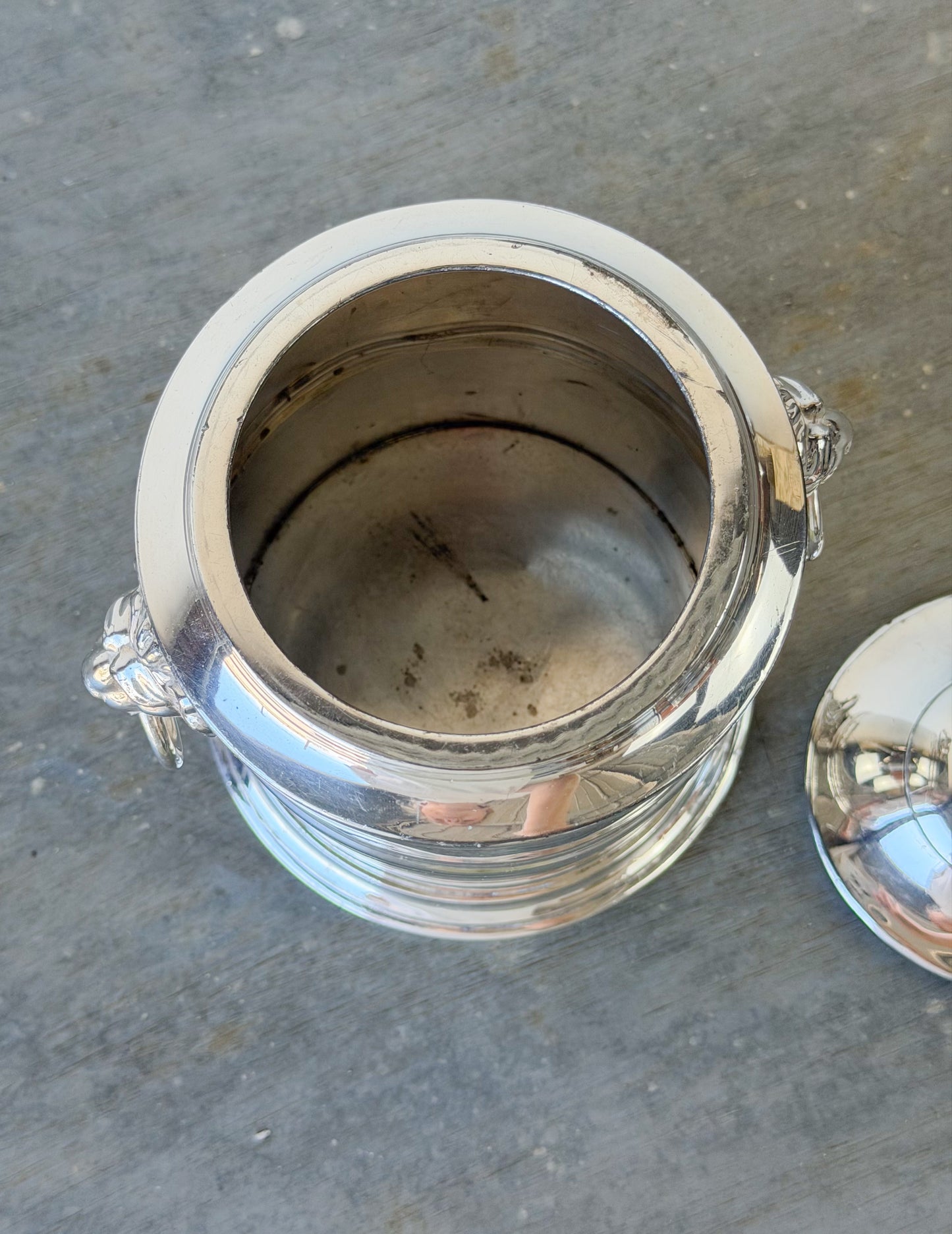Vintage English Sheffield Silverplate Biscuit Barrel