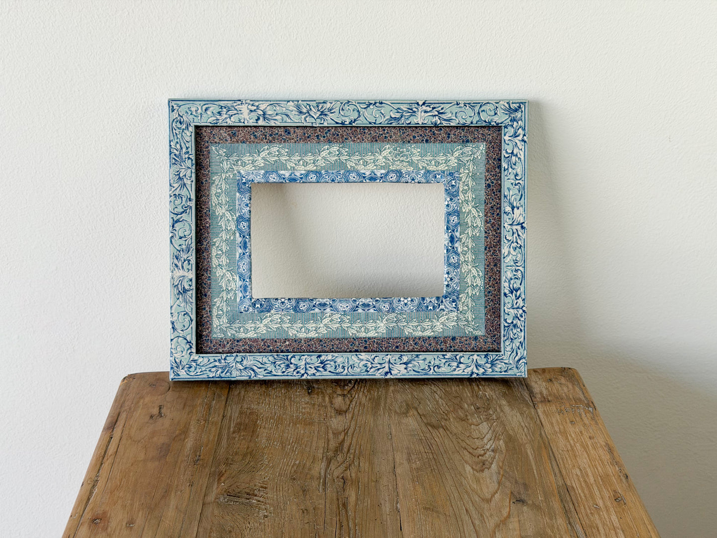 French Découpage Frame | Marbled & Vine Interior Borders