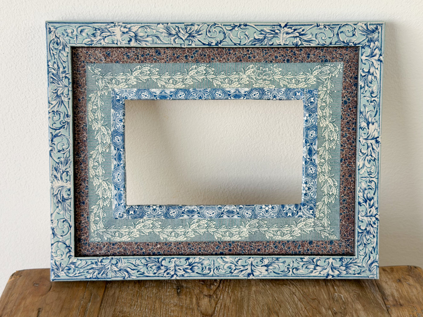 French Découpage Frame | Marbled & Vine Interior Borders