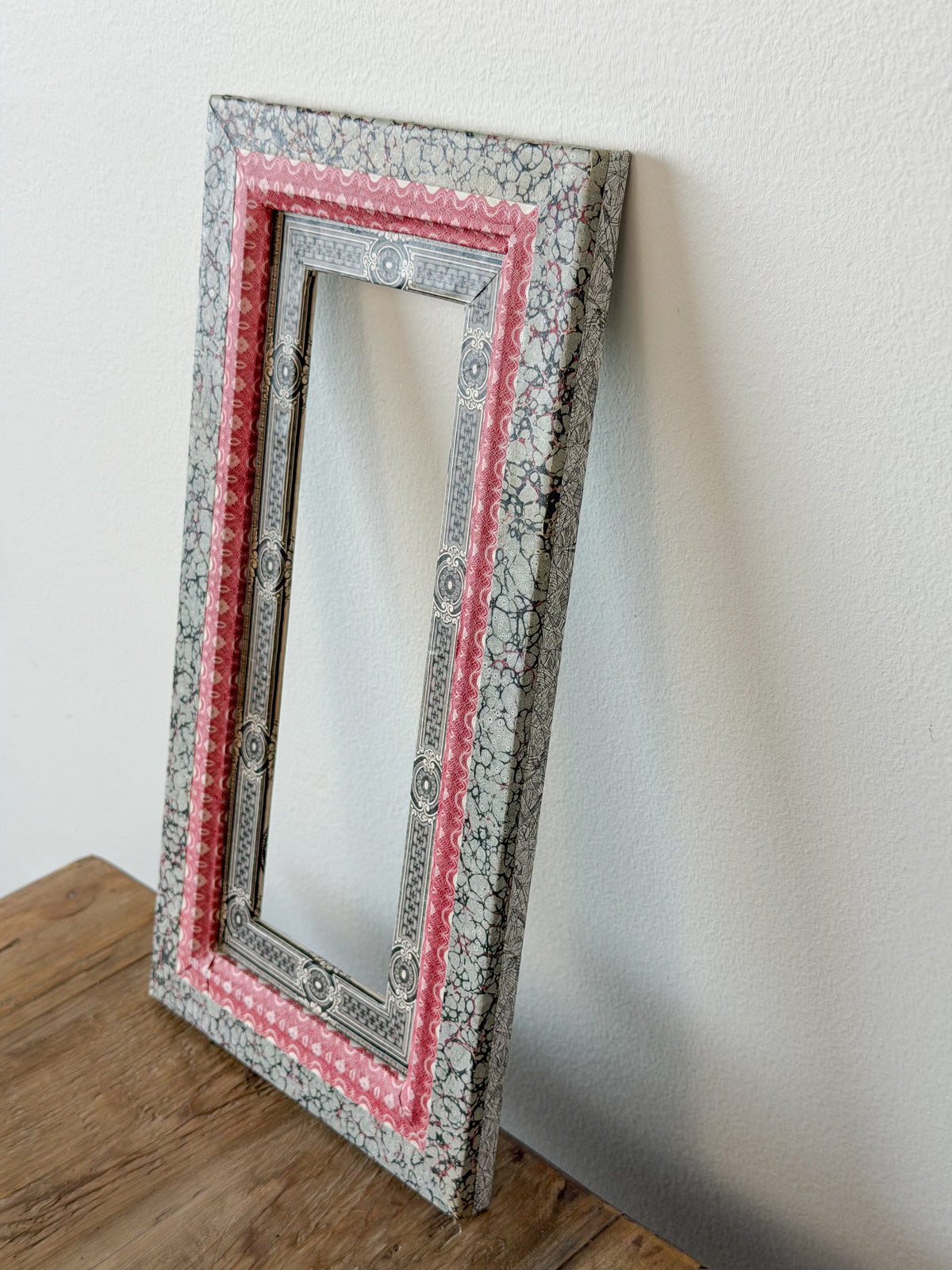 French Découpage Frame No. IV | Black/Red Marbled Exterior