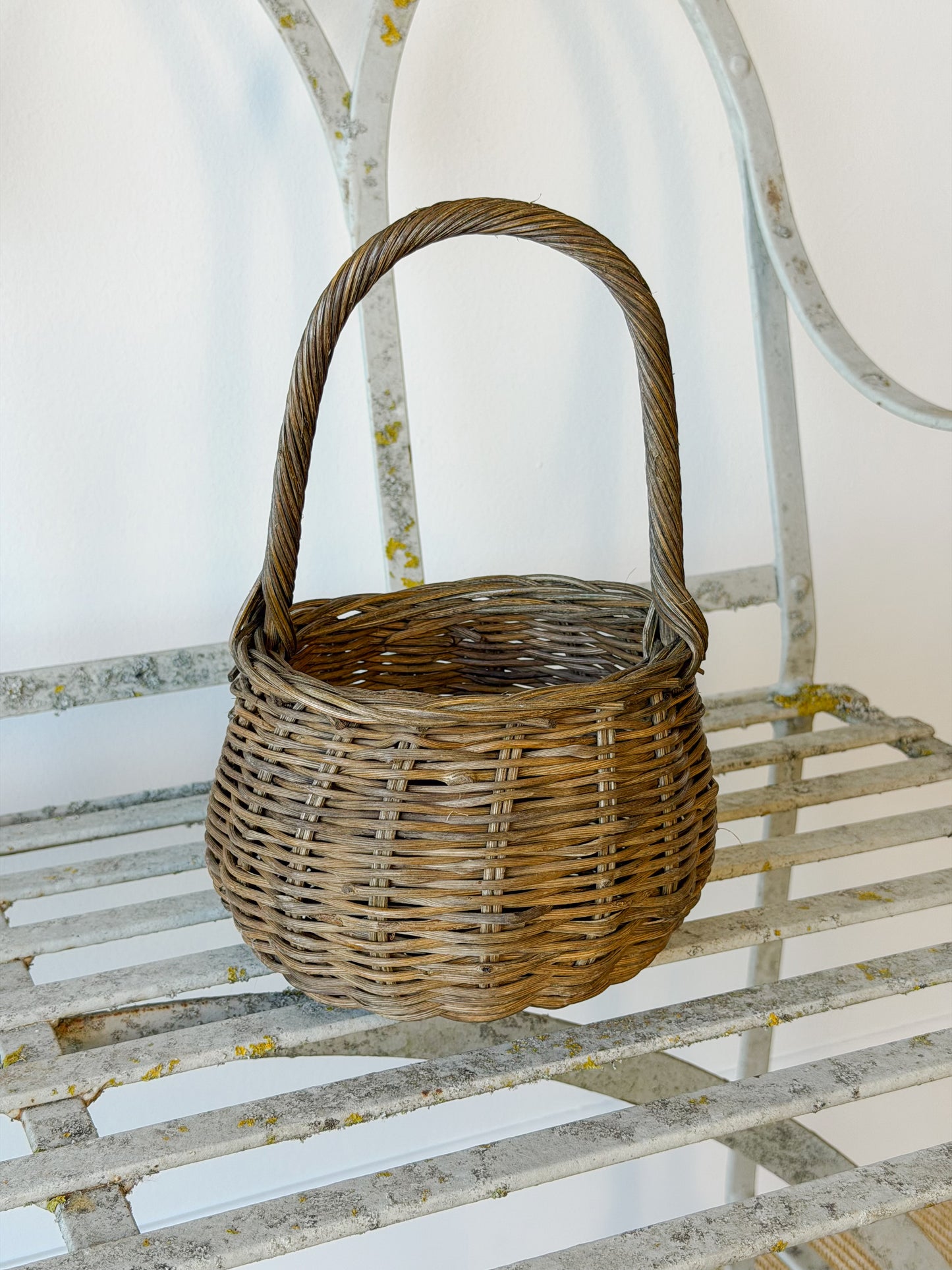 Petite Vintage Woven Rattan Basket (Darker Brown)