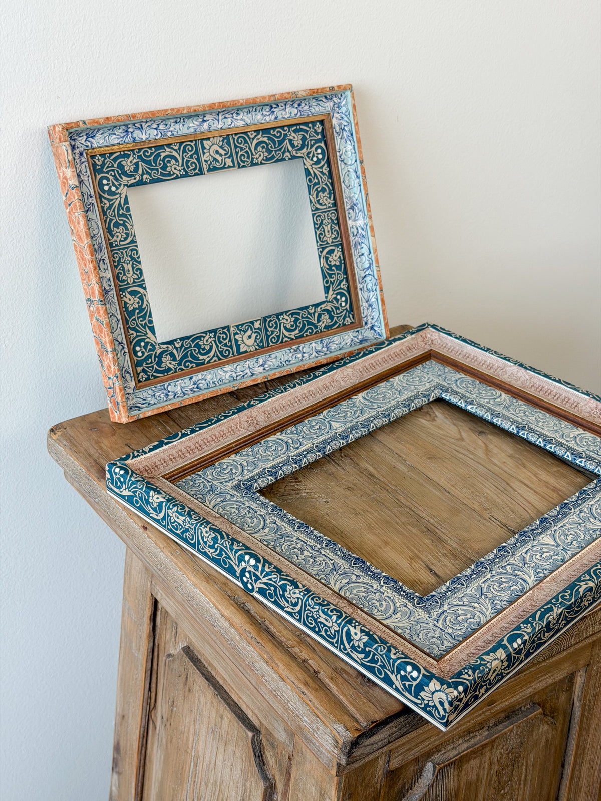 French Découpage Frame Pair No. III | Blue/Red